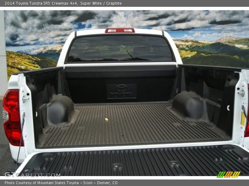 Super White / Graphite 2014 Toyota Tundra SR5 Crewmax 4x4