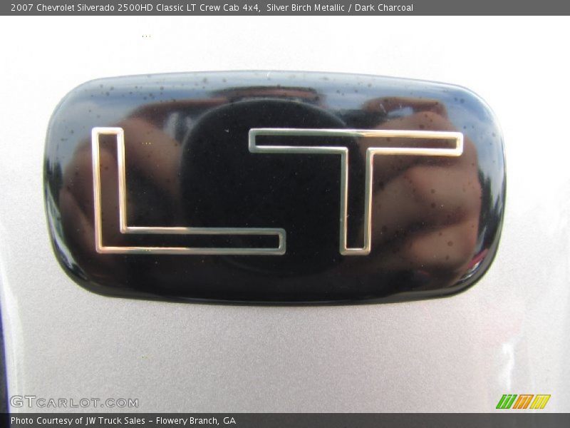 Silver Birch Metallic / Dark Charcoal 2007 Chevrolet Silverado 2500HD Classic LT Crew Cab 4x4