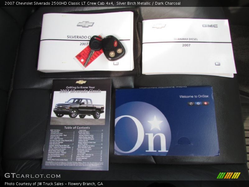 Silver Birch Metallic / Dark Charcoal 2007 Chevrolet Silverado 2500HD Classic LT Crew Cab 4x4