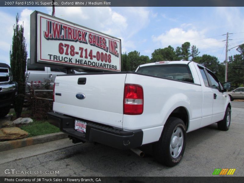 Oxford White / Medium Flint 2007 Ford F150 XL SuperCab