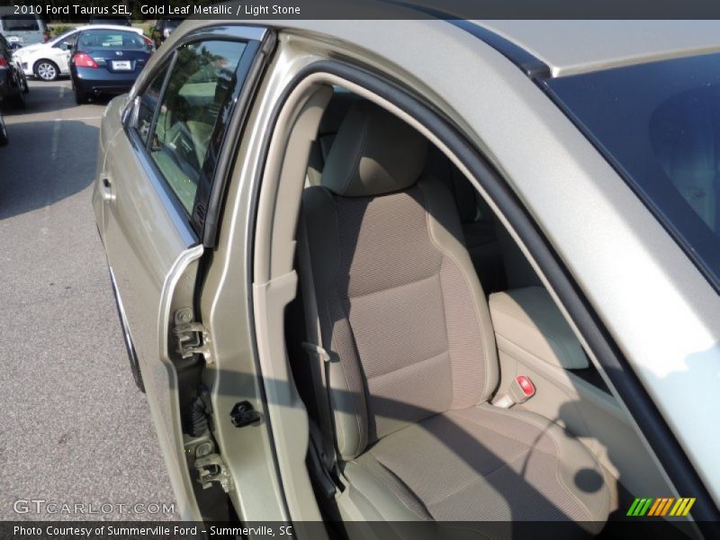 Gold Leaf Metallic / Light Stone 2010 Ford Taurus SEL