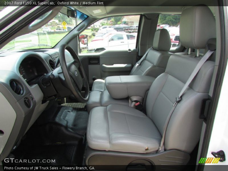 Oxford White / Medium Flint 2007 Ford F150 XL SuperCab