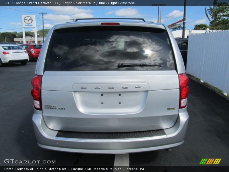 Bright Silver Metallic / Black/Light Graystone 2012 Dodge Grand Caravan SXT