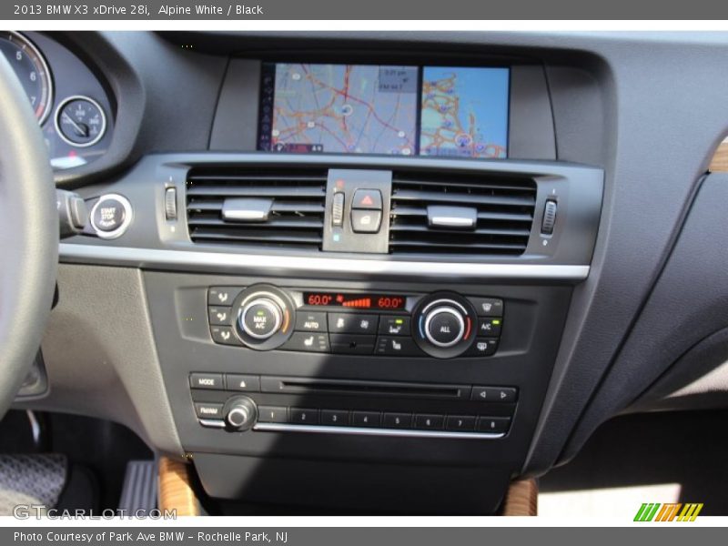 Alpine White / Black 2013 BMW X3 xDrive 28i