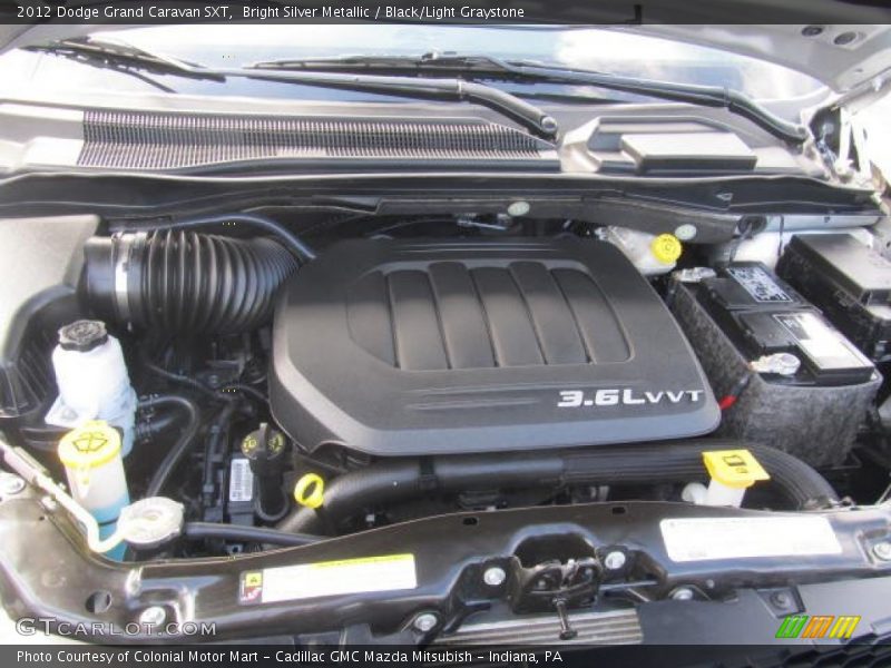 Bright Silver Metallic / Black/Light Graystone 2012 Dodge Grand Caravan SXT