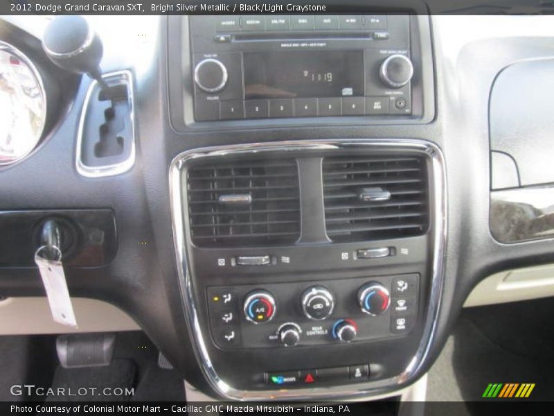 Bright Silver Metallic / Black/Light Graystone 2012 Dodge Grand Caravan SXT