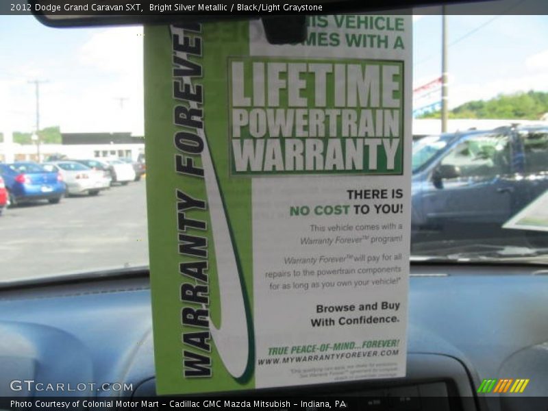 Bright Silver Metallic / Black/Light Graystone 2012 Dodge Grand Caravan SXT