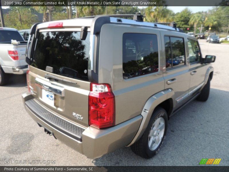Light Khaki Metallic / Dark Slate Gray/Light Graystone 2006 Jeep Commander Limited 4x4