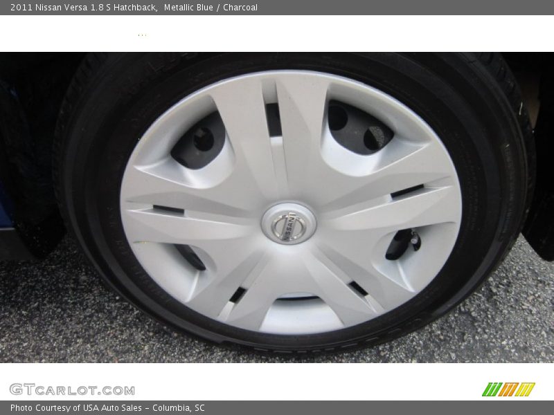 Metallic Blue / Charcoal 2011 Nissan Versa 1.8 S Hatchback