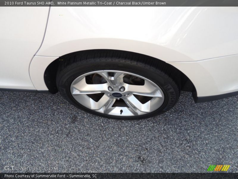White Platinum Metallic Tri-Coat / Charcoal Black/Umber Brown 2010 Ford Taurus SHO AWD