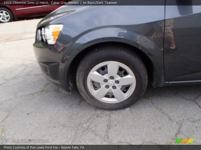 Cyber Gray Metallic / Jet Black/Dark Titanium 2013 Chevrolet Sonic LS Hatch