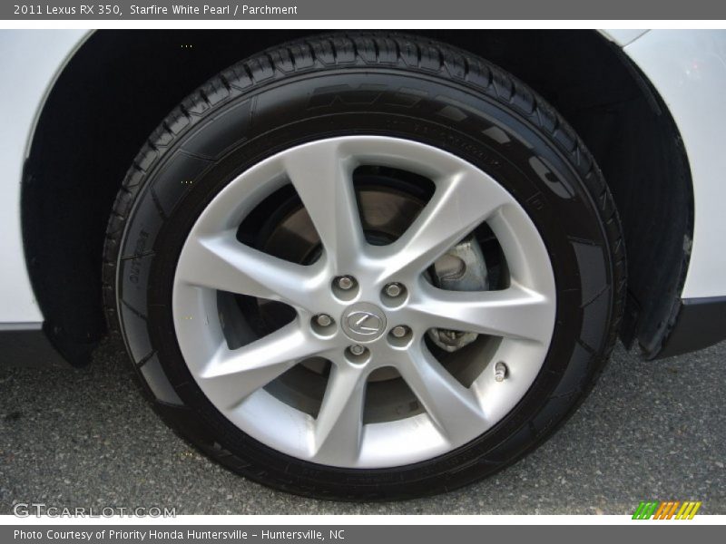 Starfire White Pearl / Parchment 2011 Lexus RX 350