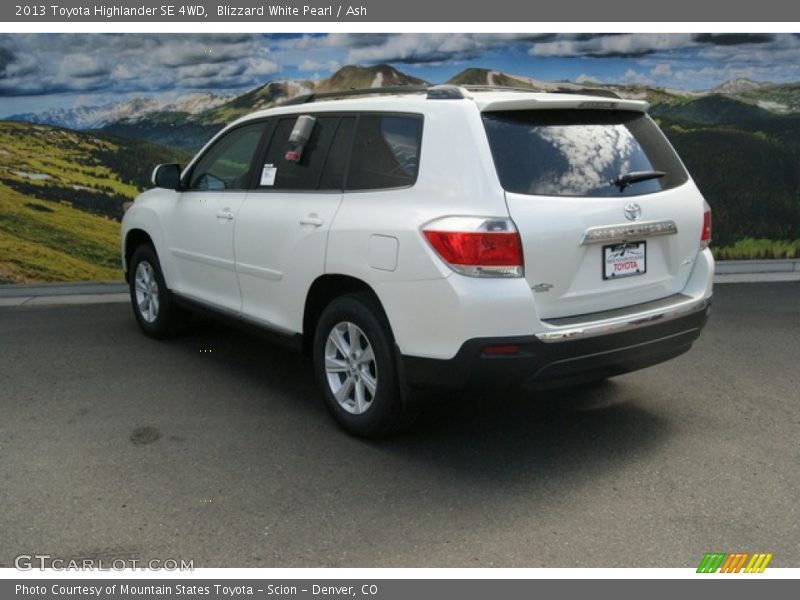 Blizzard White Pearl / Ash 2013 Toyota Highlander SE 4WD