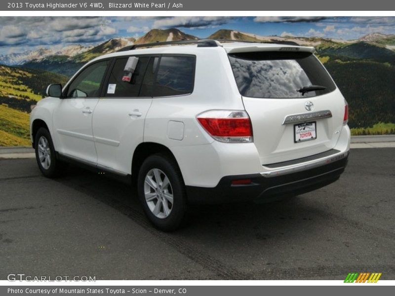 Blizzard White Pearl / Ash 2013 Toyota Highlander V6 4WD