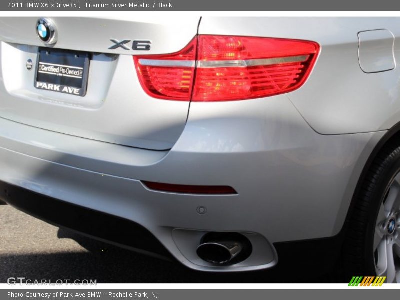 Titanium Silver Metallic / Black 2011 BMW X6 xDrive35i