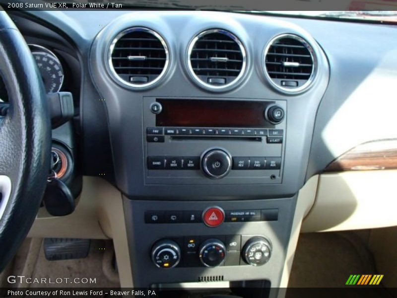 Polar White / Tan 2008 Saturn VUE XR