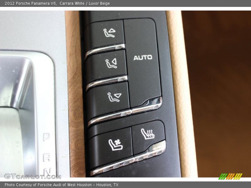 Carrara White / Luxor Beige 2012 Porsche Panamera V6