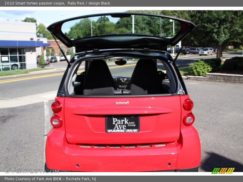 Rally Red / design Black 2010 Smart fortwo passion coupe