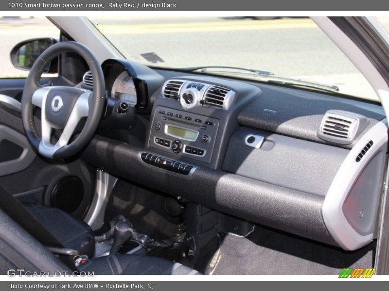 Rally Red / design Black 2010 Smart fortwo passion coupe