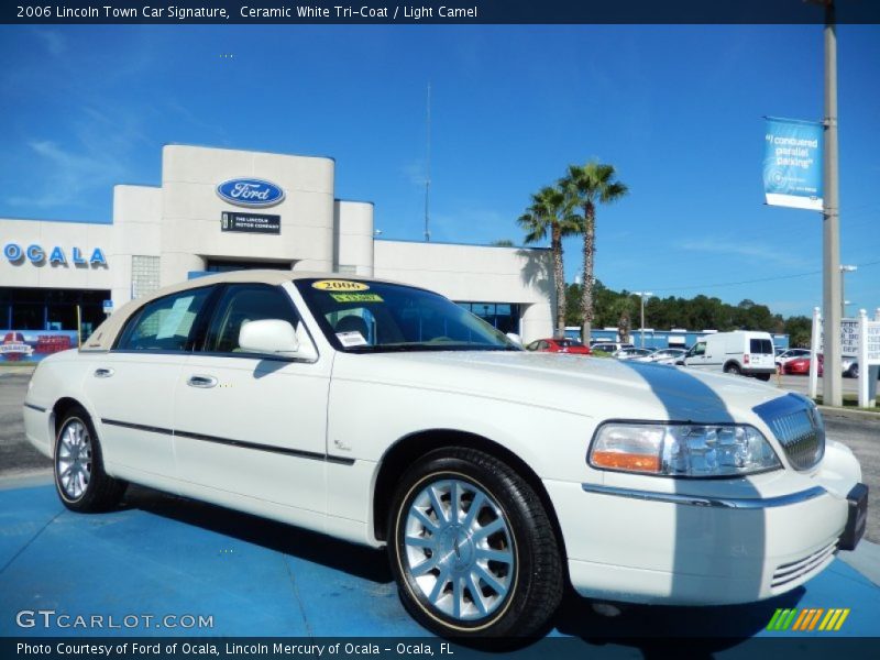 Ceramic White Tri-Coat / Light Camel 2006 Lincoln Town Car Signature