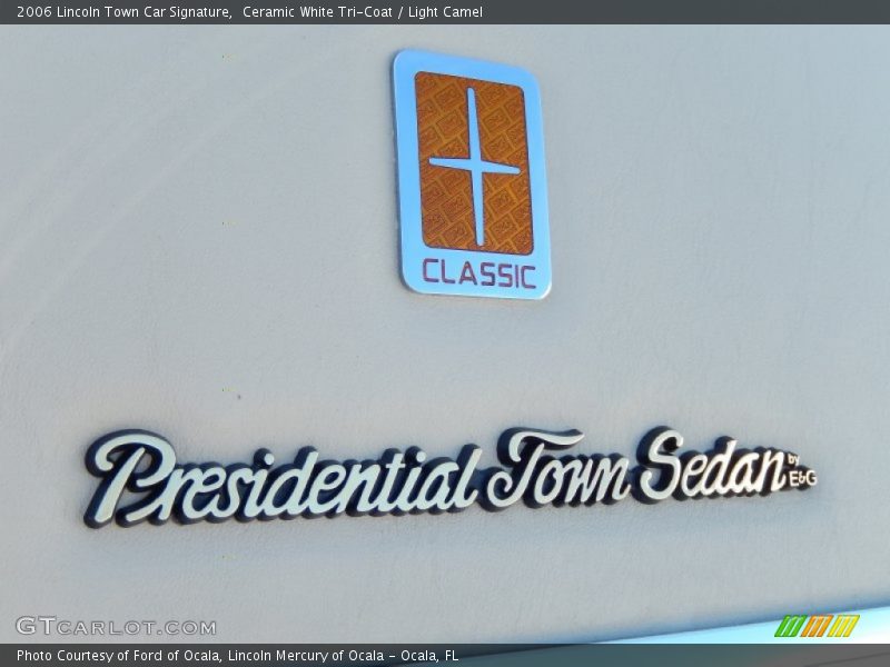 Ceramic White Tri-Coat / Light Camel 2006 Lincoln Town Car Signature