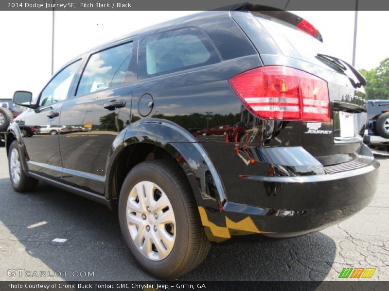 Pitch Black / Black 2014 Dodge Journey SE