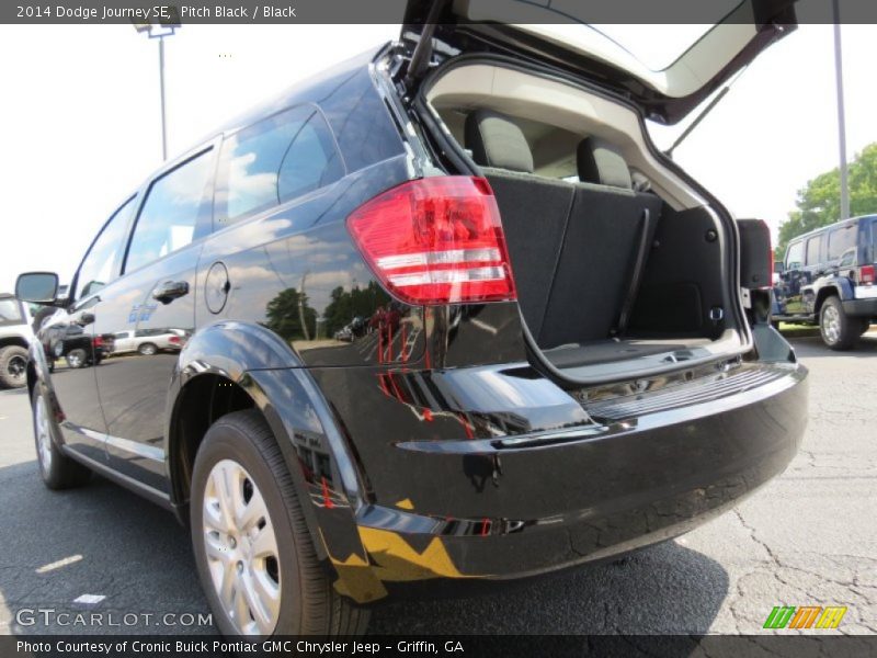 Pitch Black / Black 2014 Dodge Journey SE