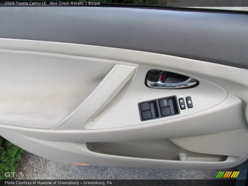 Aloe Green Metallic / Bisque 2009 Toyota Camry LE