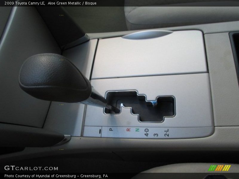 Aloe Green Metallic / Bisque 2009 Toyota Camry LE