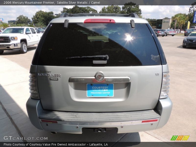 Satellite Silver Metallic / Camel 2006 Mercury Mountaineer Premier