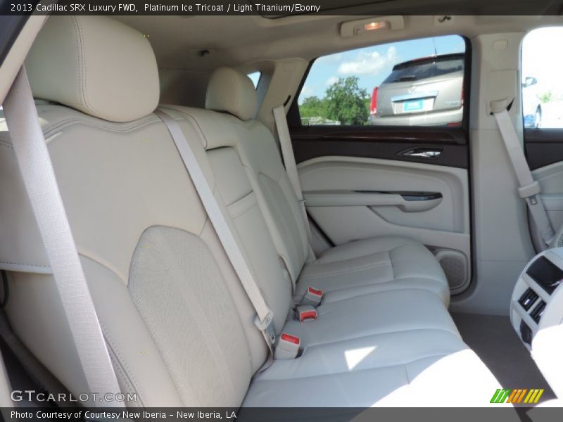 Platinum Ice Tricoat / Light Titanium/Ebony 2013 Cadillac SRX Luxury FWD
