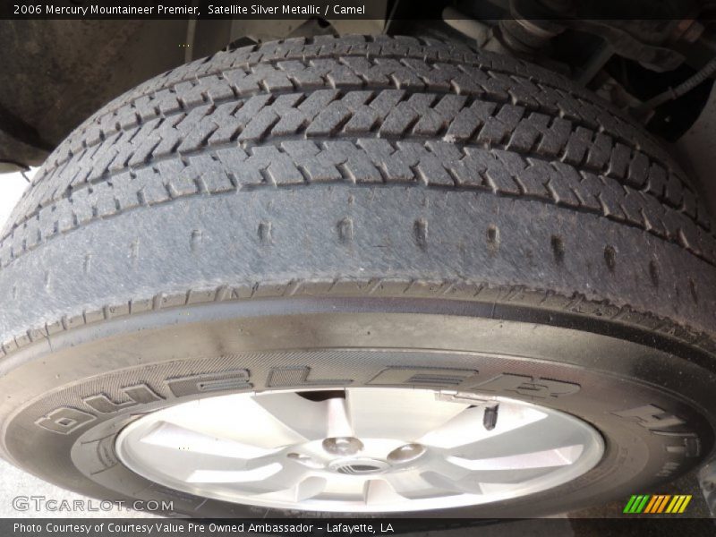 Satellite Silver Metallic / Camel 2006 Mercury Mountaineer Premier