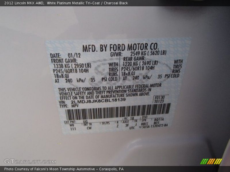 White Platinum Metallic Tri-Coat / Charcoal Black 2012 Lincoln MKX AWD