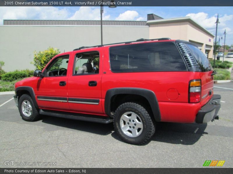 Victory Red / Gray/Dark Charcoal 2005 Chevrolet Suburban 1500 LT 4x4