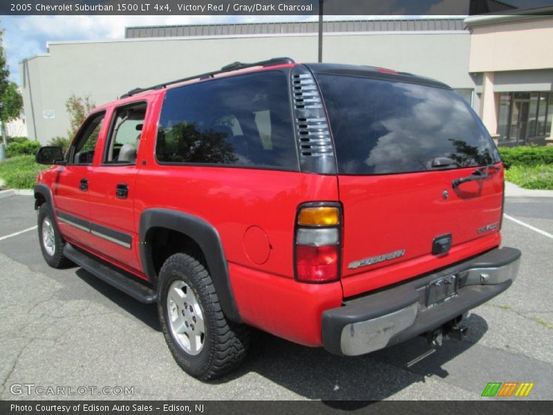 Victory Red / Gray/Dark Charcoal 2005 Chevrolet Suburban 1500 LT 4x4