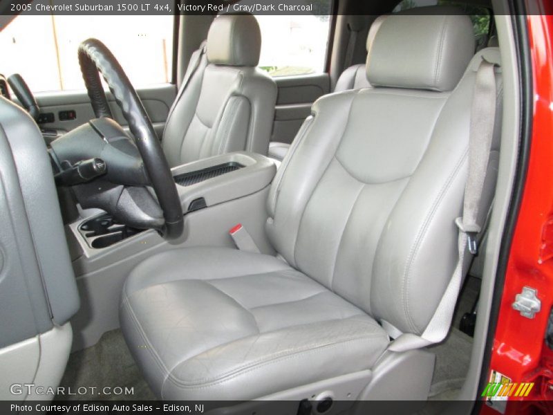 Victory Red / Gray/Dark Charcoal 2005 Chevrolet Suburban 1500 LT 4x4