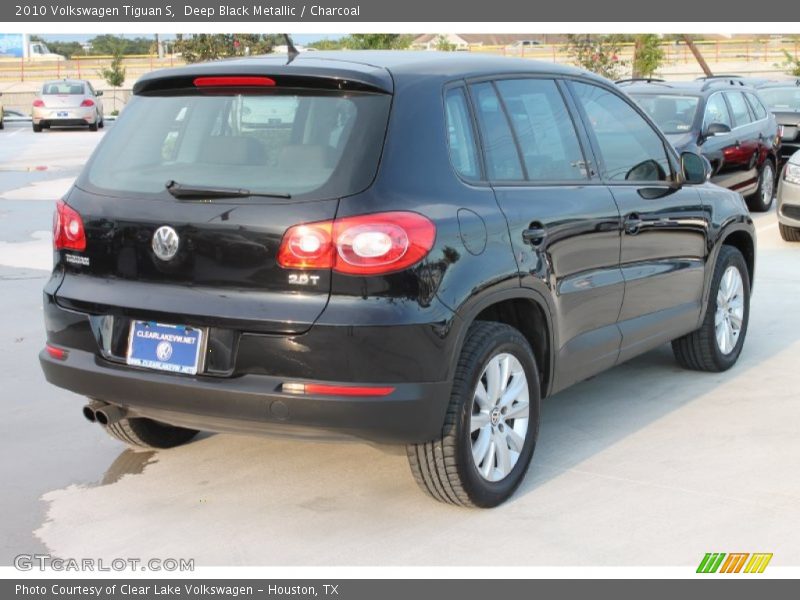 Deep Black Metallic / Charcoal 2010 Volkswagen Tiguan S