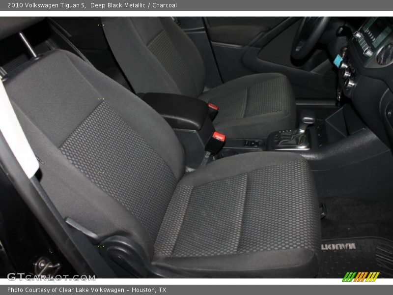 Deep Black Metallic / Charcoal 2010 Volkswagen Tiguan S