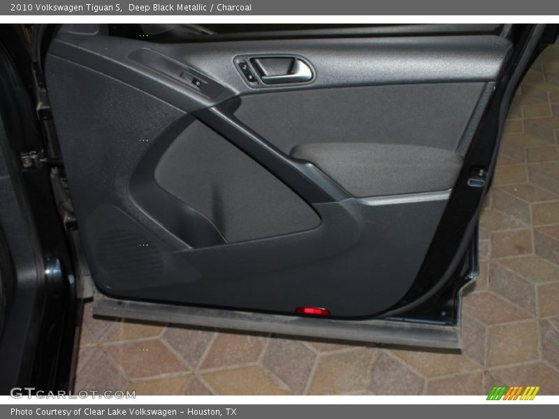 Deep Black Metallic / Charcoal 2010 Volkswagen Tiguan S
