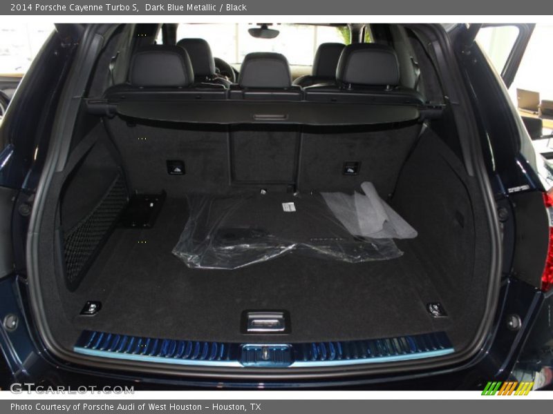  2014 Cayenne Turbo S Trunk