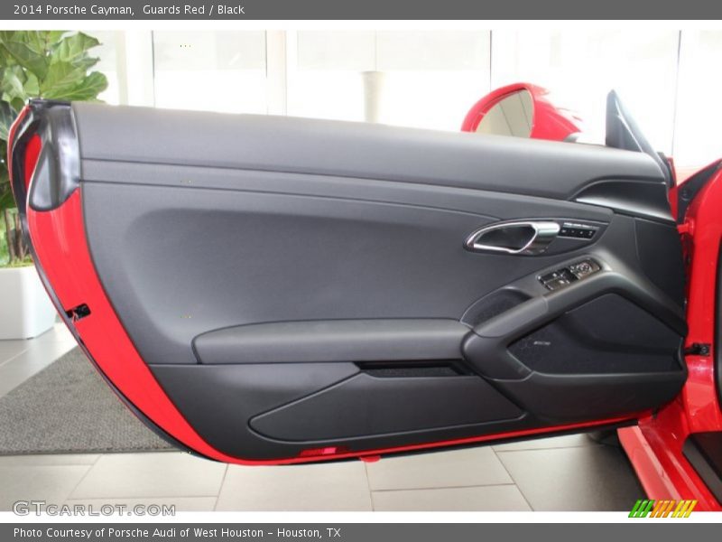 Door Panel of 2014 Cayman 