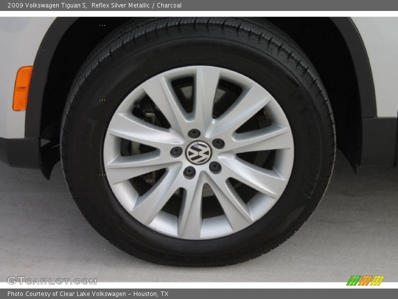 Reflex Silver Metallic / Charcoal 2009 Volkswagen Tiguan S