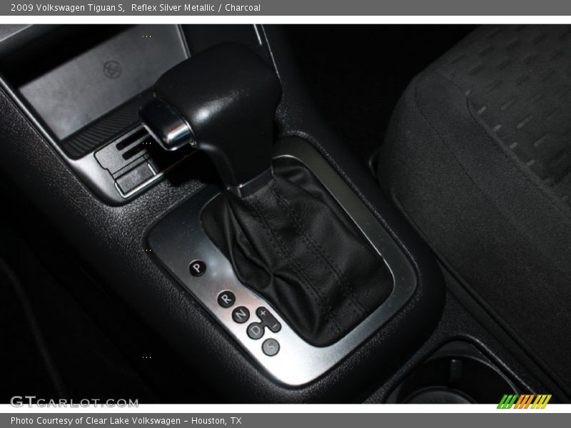 Reflex Silver Metallic / Charcoal 2009 Volkswagen Tiguan S