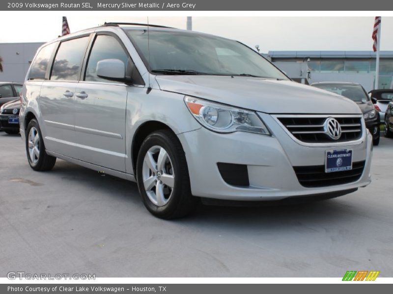 Mercury Sliver Metallic / Aero Grey 2009 Volkswagen Routan SEL