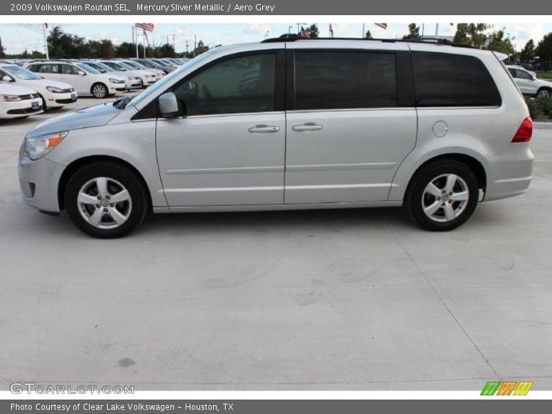 Mercury Sliver Metallic / Aero Grey 2009 Volkswagen Routan SEL