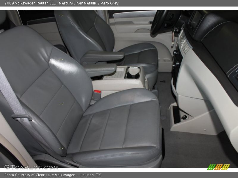 Mercury Sliver Metallic / Aero Grey 2009 Volkswagen Routan SEL