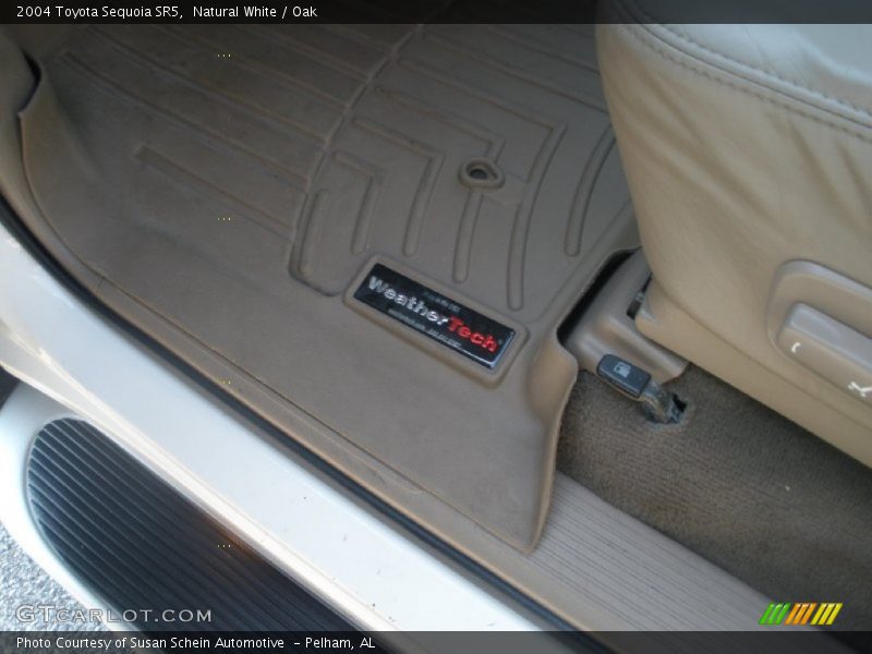 Natural White / Oak 2004 Toyota Sequoia SR5