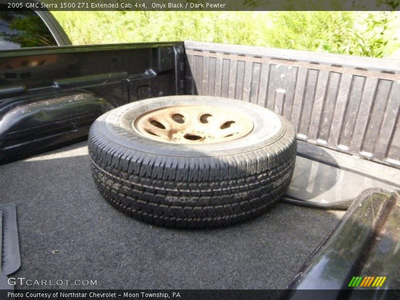 Onyx Black / Dark Pewter 2005 GMC Sierra 1500 Z71 Extended Cab 4x4
