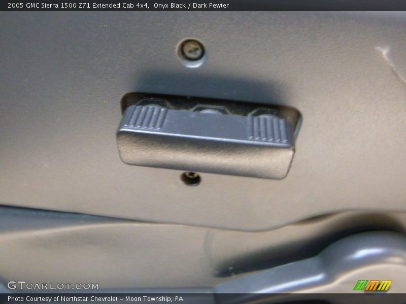 Onyx Black / Dark Pewter 2005 GMC Sierra 1500 Z71 Extended Cab 4x4