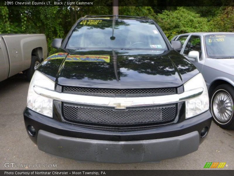 Black / Light Cashmere 2005 Chevrolet Equinox LT